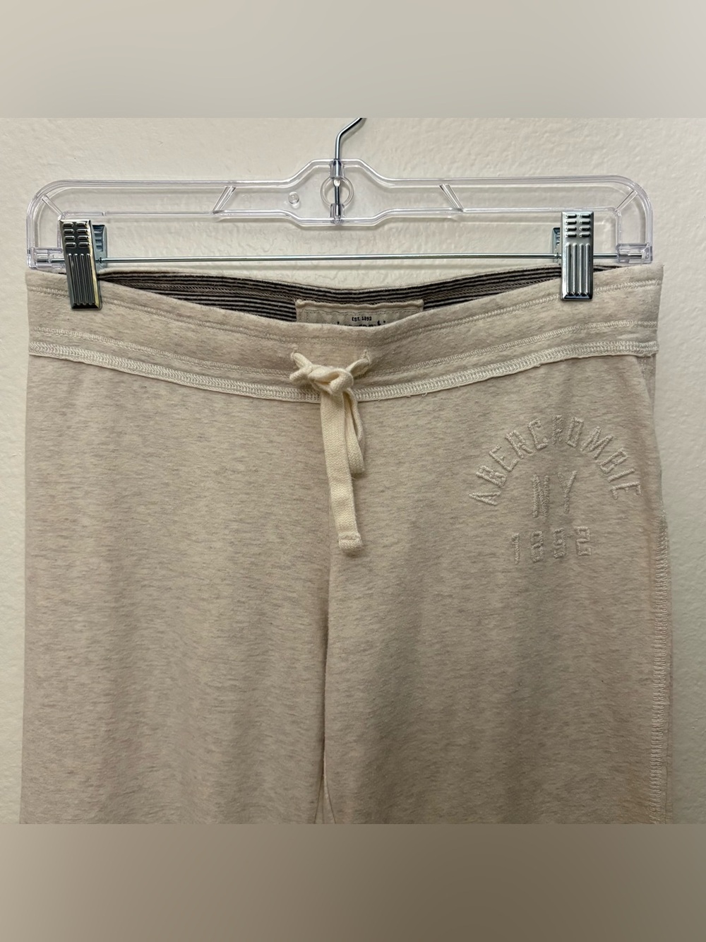 Abercrombie Vintage Y2K Low Rise Beige Sweatpants Large